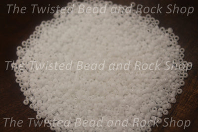 15/0 Opaque Roud White Seed Beads