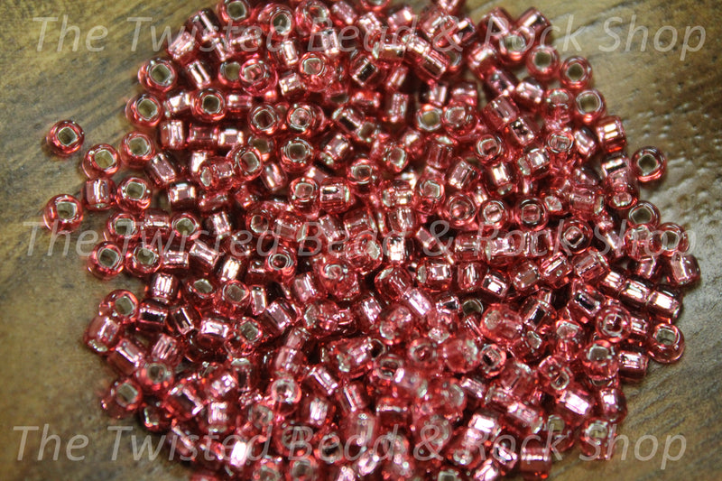 8/0 Silver Lined Bright Pink Seed Beads