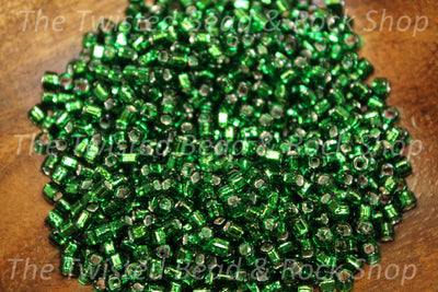 8/0 Silver Lined Green Seed Beads